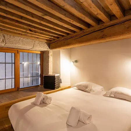 Dify Loge - Vieux Apartment